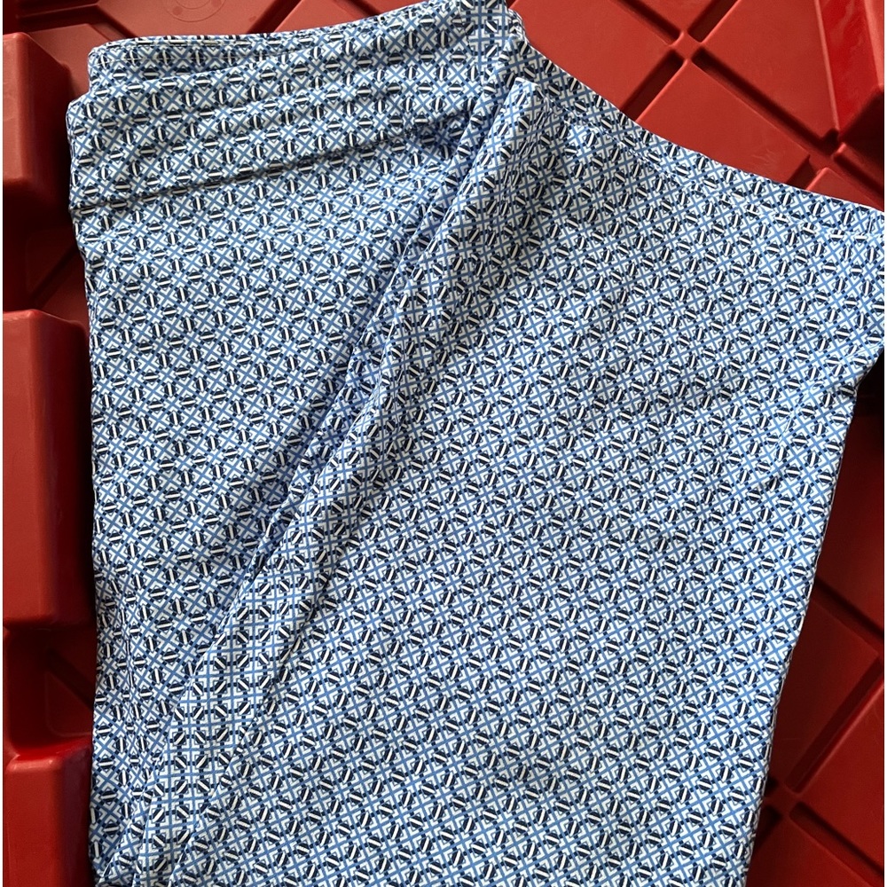 Counterparts Blue and White Patterned Capris